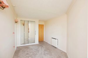 BEDROOM- click for photo gallery